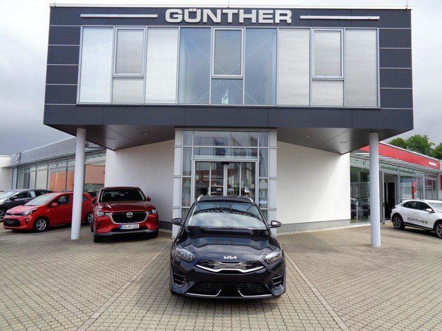 KIA Ceed Sportswagon 1.6 Plug-in Hybrid Platinum KIA Ceed Sportswagon 1.6 Plug-in Hybrid Platinum