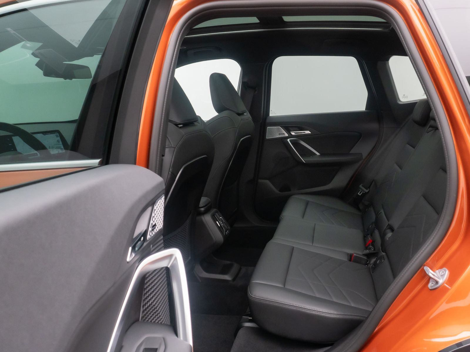 Fahrzeugabbildung BMW X1 xD23d xLine Panoram 360&deg;HUD AHK H/K DAB Voll