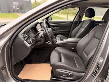 BMW 520 - 12