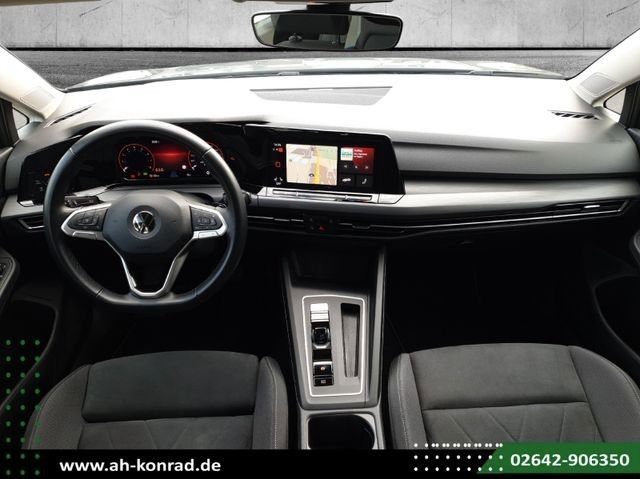 Fahrzeugabbildung Volkswagen Golf VIII Variant Style 1.5 eTSI*ACC*KAMERA*APP