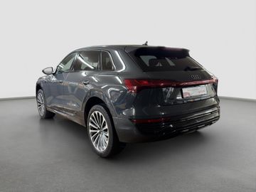 Audi Q8 e-tron - 8