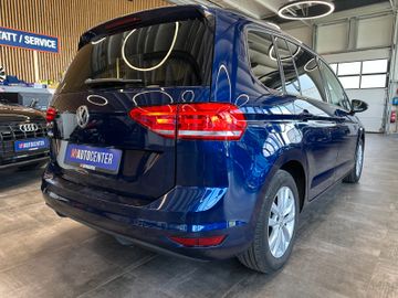 MYAUTOCENTER – Gebraucht- und Jahreswagen mit Werkstattservice in Pfaffenhofen Volkswagen Touran *1.HAND*Tempo*Klima*AHK*PDC*