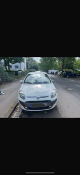 Fiat Punto Evo Dynamic 1.4 Start & Stopp 5... - Fiat Punto Evo mit Benzin-Antrieb: Kleinwagen, 1.4