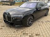 BMW 740 d xDrive MSport SkyDACH Standhzg