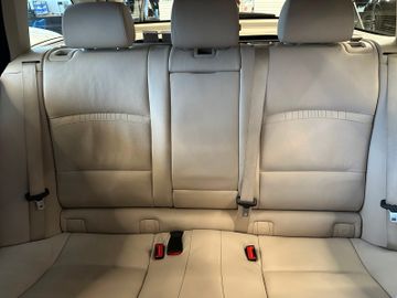 BMW 520 d Touring xDrive *2. Hand*Klima*Navi*Xenon*