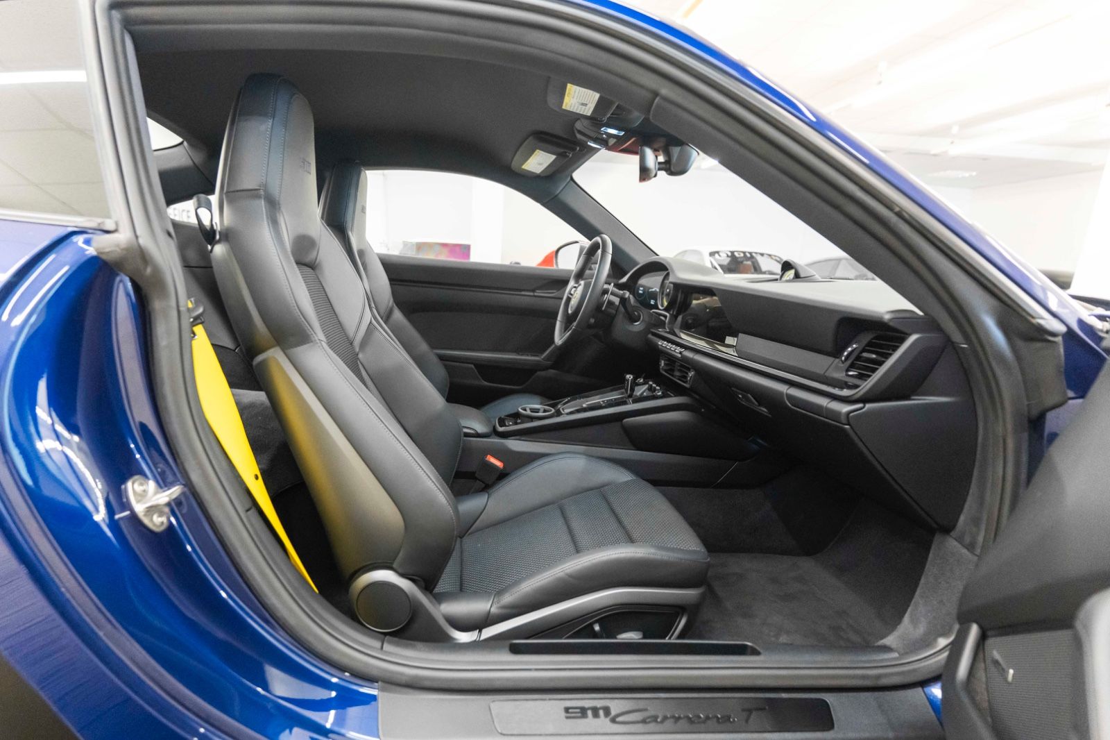 Fahrzeugabbildung Porsche 911 Carrera T SPORT-CHRONO KAM SAGA PDC BOSE