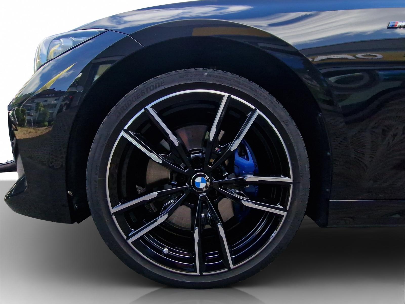 BMW M340i xDrive Tour. M Sport H&K Pano ParkAs Klima