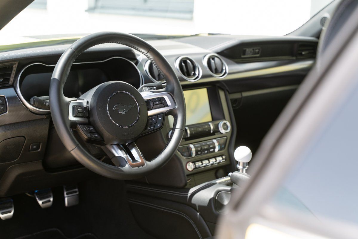 Ford Mustang (Mach1 5.0 V8 -Garantie 2029, Y-Speic)