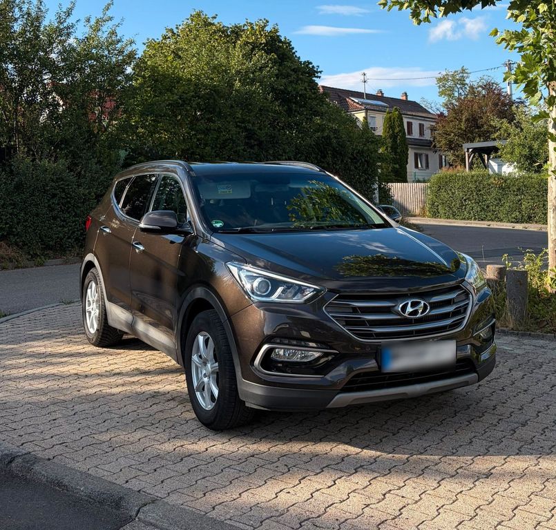 Image of Hyundai SANTA FE