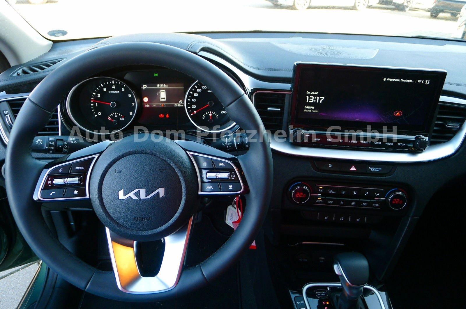 Kia Ceed SW 1.5T DCT Vision / Komfort+/NAVI