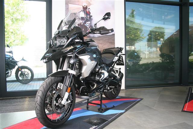 BMW R 1250 GS mit Frästeile-Paket