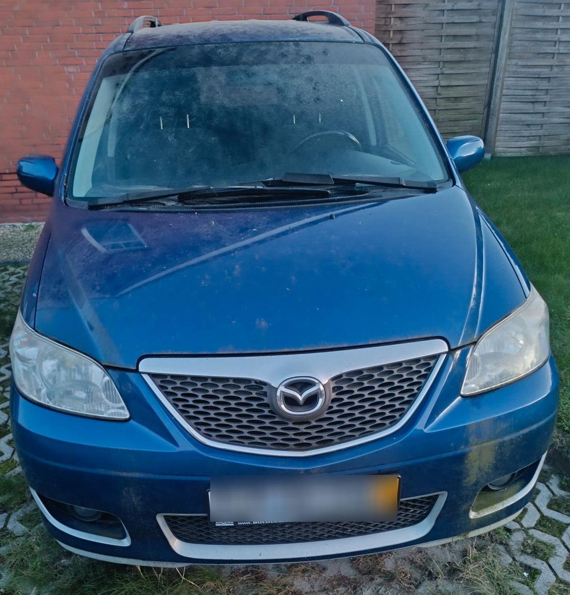 Mazda MPV 2004 — photo 12