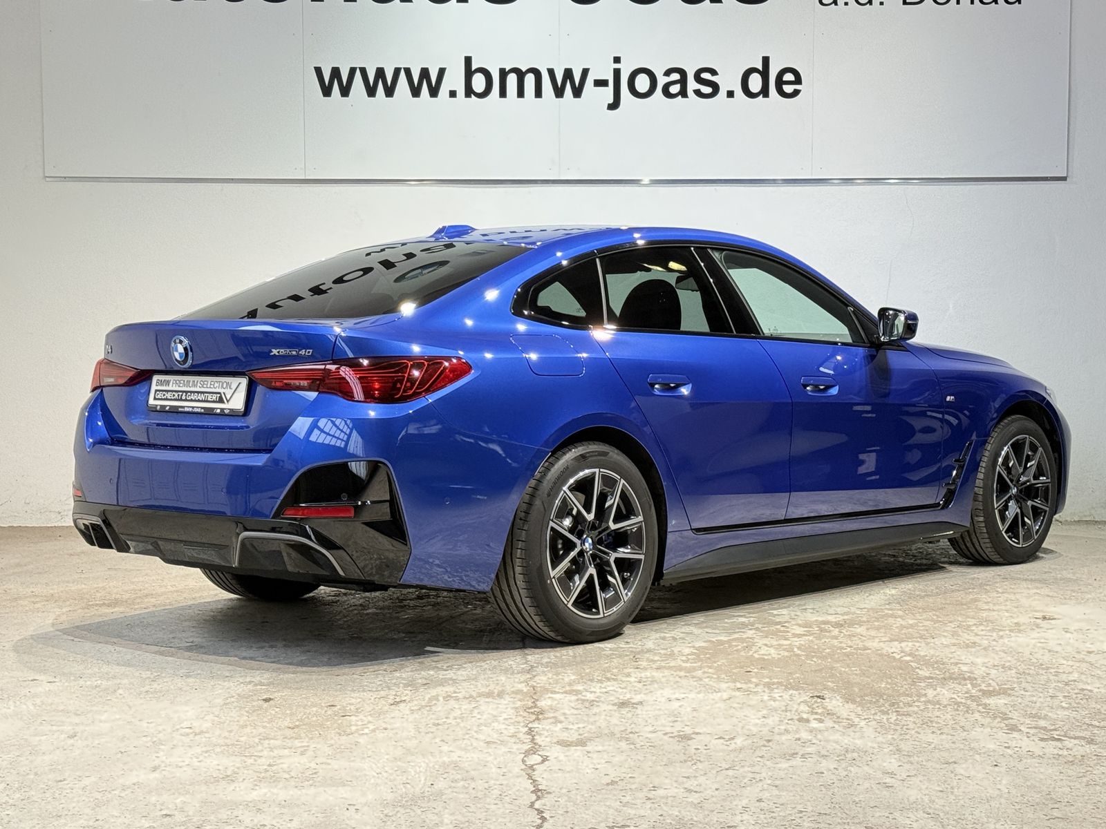 Fahrzeugabbildung BMW i4 xDrive40 Gran Coupé, M Sportpaket, HK HiFi AH