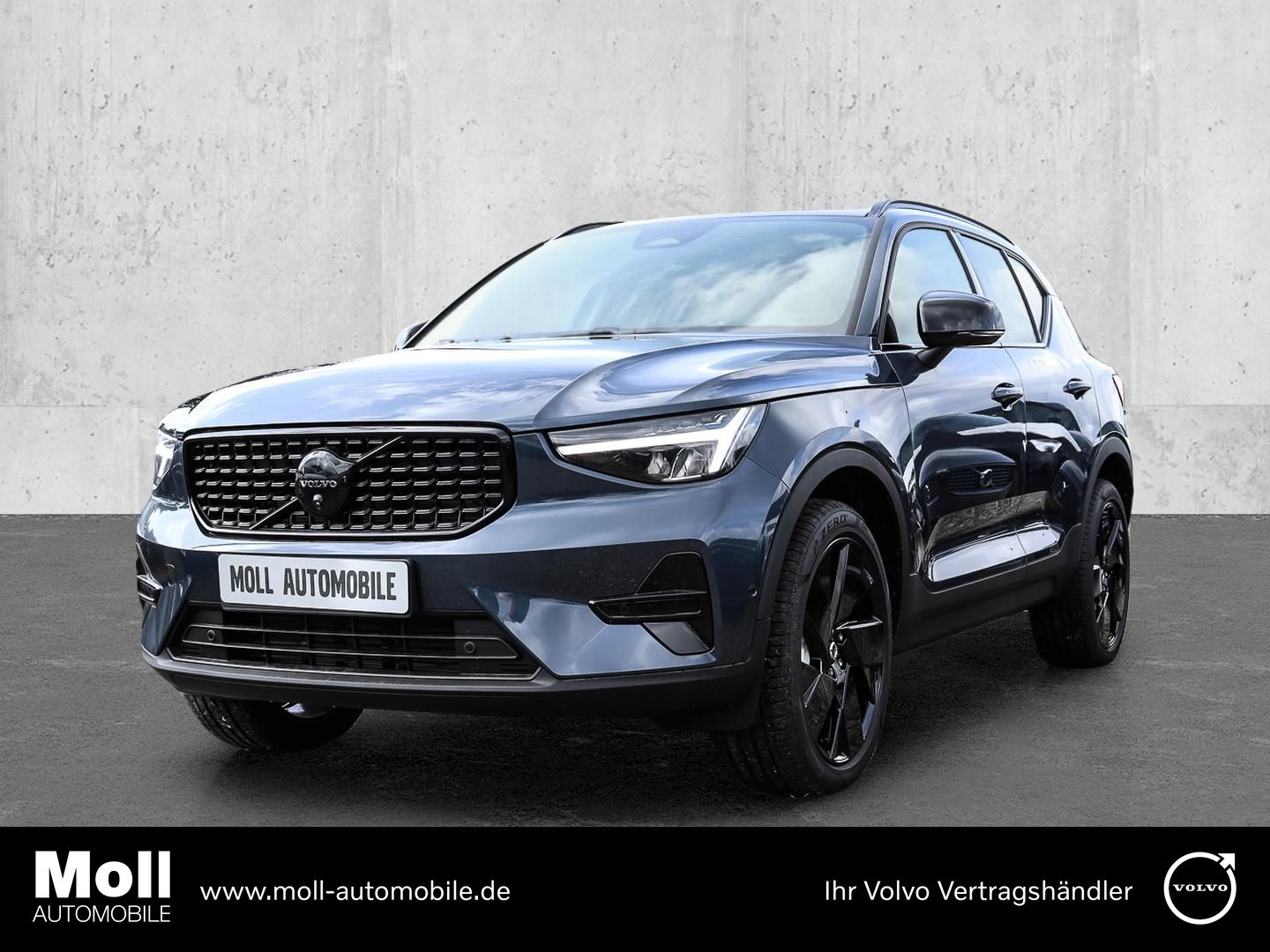 Volvo XC40 B3 Plus Black Edition Standheizung
