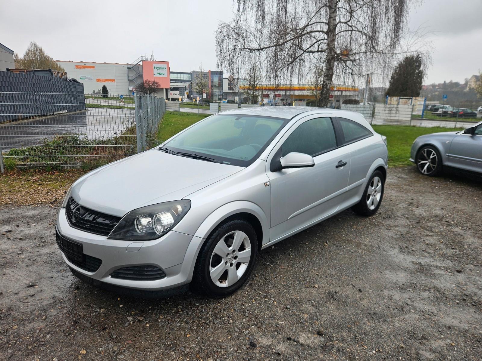 Opel Astra GTC 1.6 ECOTEC Sport 85kW Easytronic