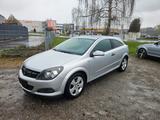 Opel Astra GTC 1.6 ECOTEC Sport 85kW Easytronic - Opel Astra: Easytronic