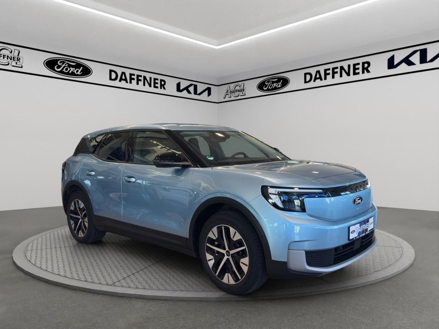Fahrzeugabbildung Ford Explorer AWD totWinkelASS Kamera SpurhalteASS