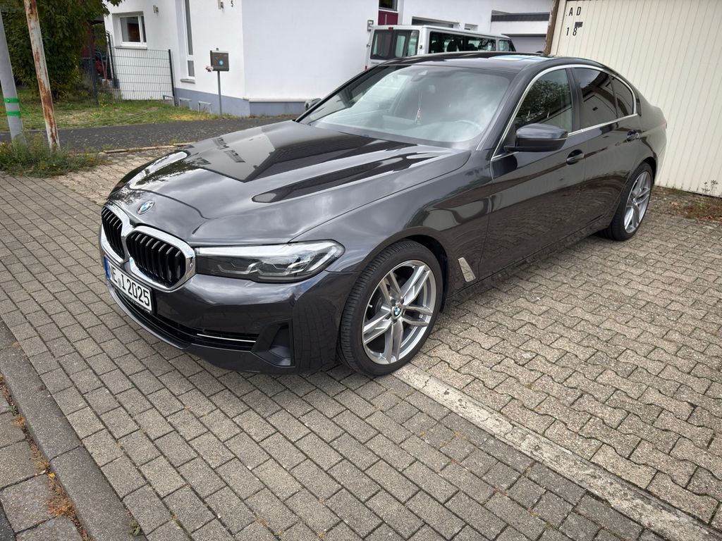 Image of BMW 520