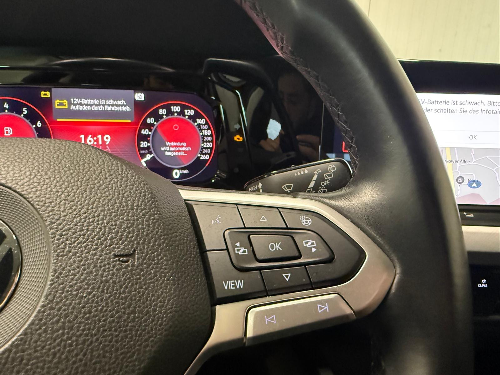 Volkswagen Golf VIII Life 1.5 TSI ACC NAVI LED SHZ, миниатюра 15