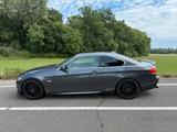 BMW 3er e92 330i M Optik - BMW 330 aus 2009: 330i
