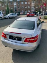 Mercedes-Benz E 250 Coupé E 250 CDI BlueEFFICIENCY AVANTG.... - Mercedes-Benz E 250: Coupe
