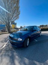 BMW E46 325i Vor-Facelift M54 Topasblau - BMW 325 aus 2000: 325i