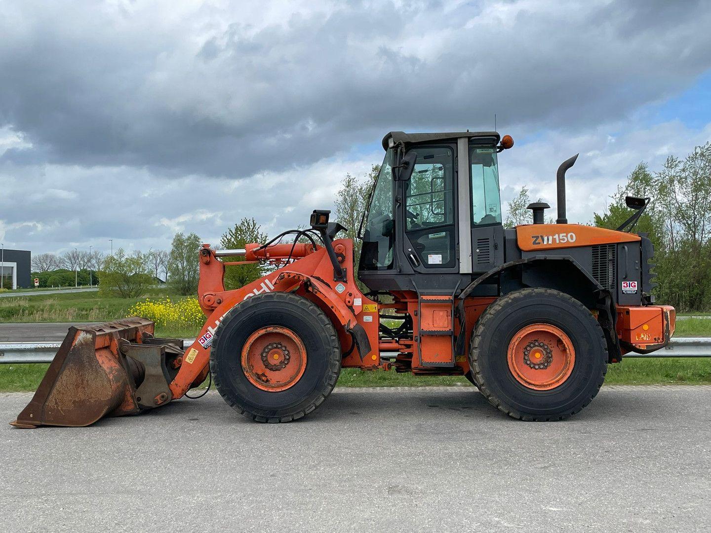 Hitachi ZW150