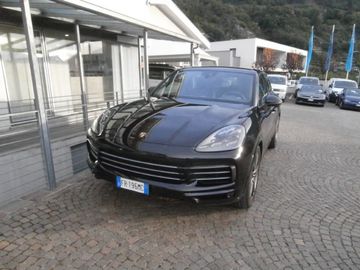 Porsche Cayenne - 6