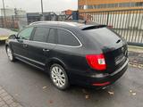 Skoda Superb 2.0 Combi Elegance+Aut+Navi+Leder+Xenon - Skoda Superb: Kombi, Elegance