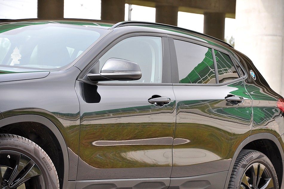 BMW X2 sDrive 18 d RFK Navi DAB Shadow-Line foto 6
