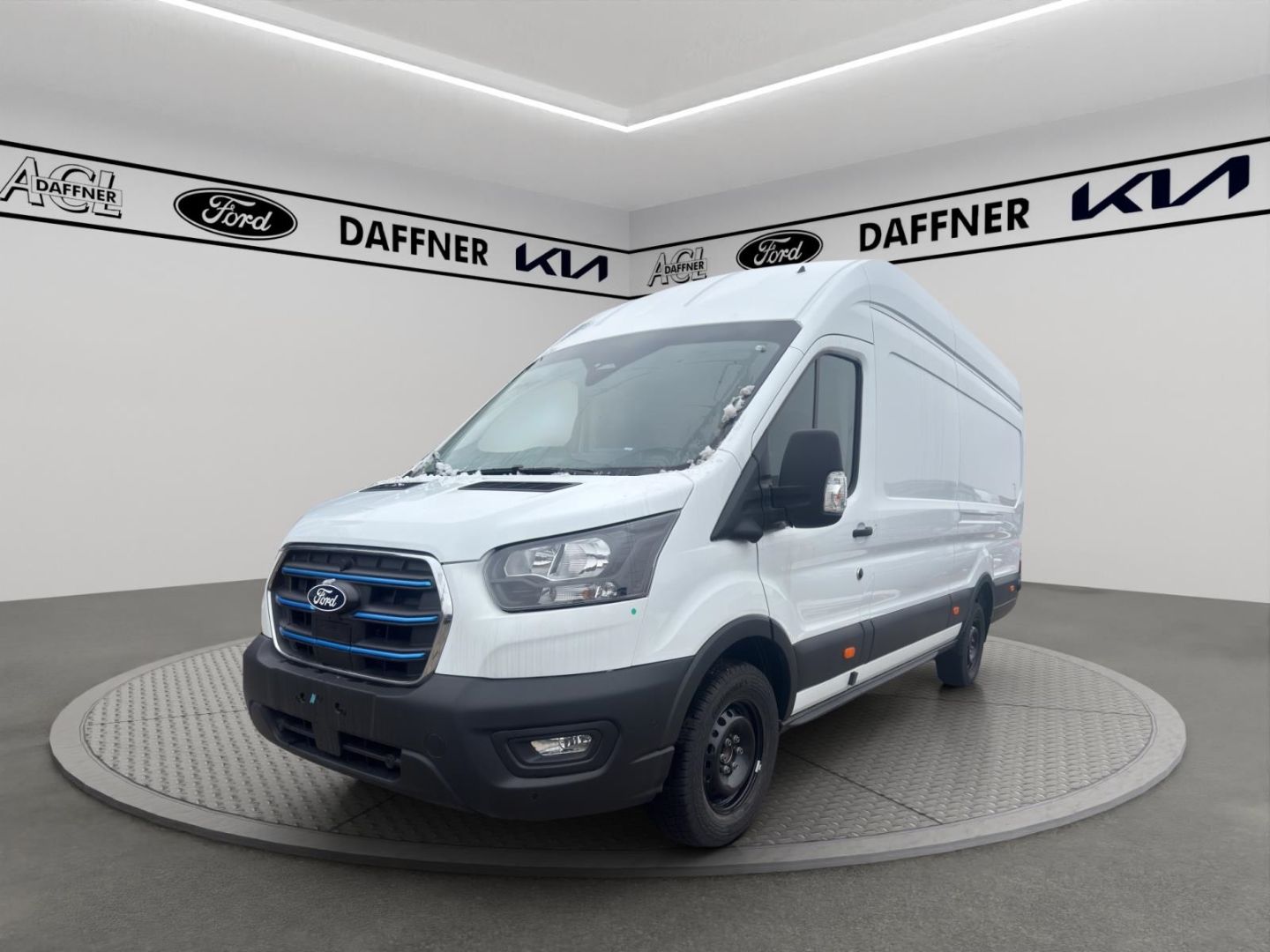 Fahrzeugabbildung Ford Transit Kasten E 390 L4 Trend 68,0 kWh Heckantri