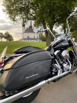 Harley-Davidson Road King Custom