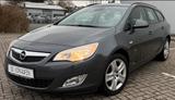 Opel Astra J Sports Tourer Edition - Opel Astra aus 2010: Kombi