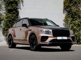 Bentley Bentayga S V8 4.0 550hp - silberne Bentley Bentayga