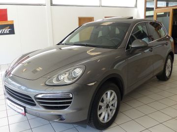 Porsche Cayenne - 2