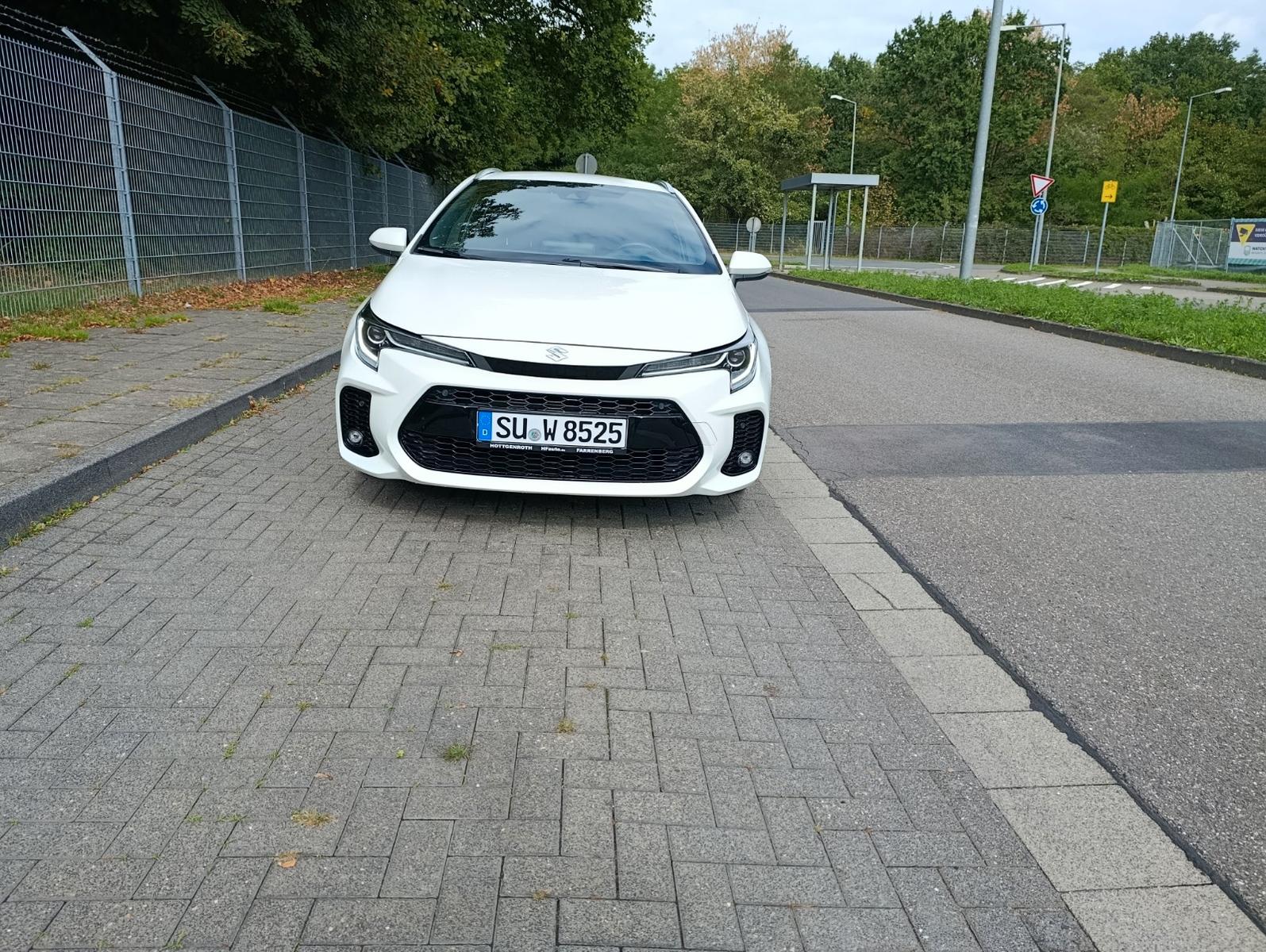 Suzuki Swace 1.8 Hybrid Comfort+ Corolla Touring Sports