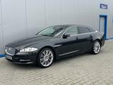 Jaguar XJ Premium Luxury PANO KAMERA KEYLESS-GO - Jaguar XJ: Luxury