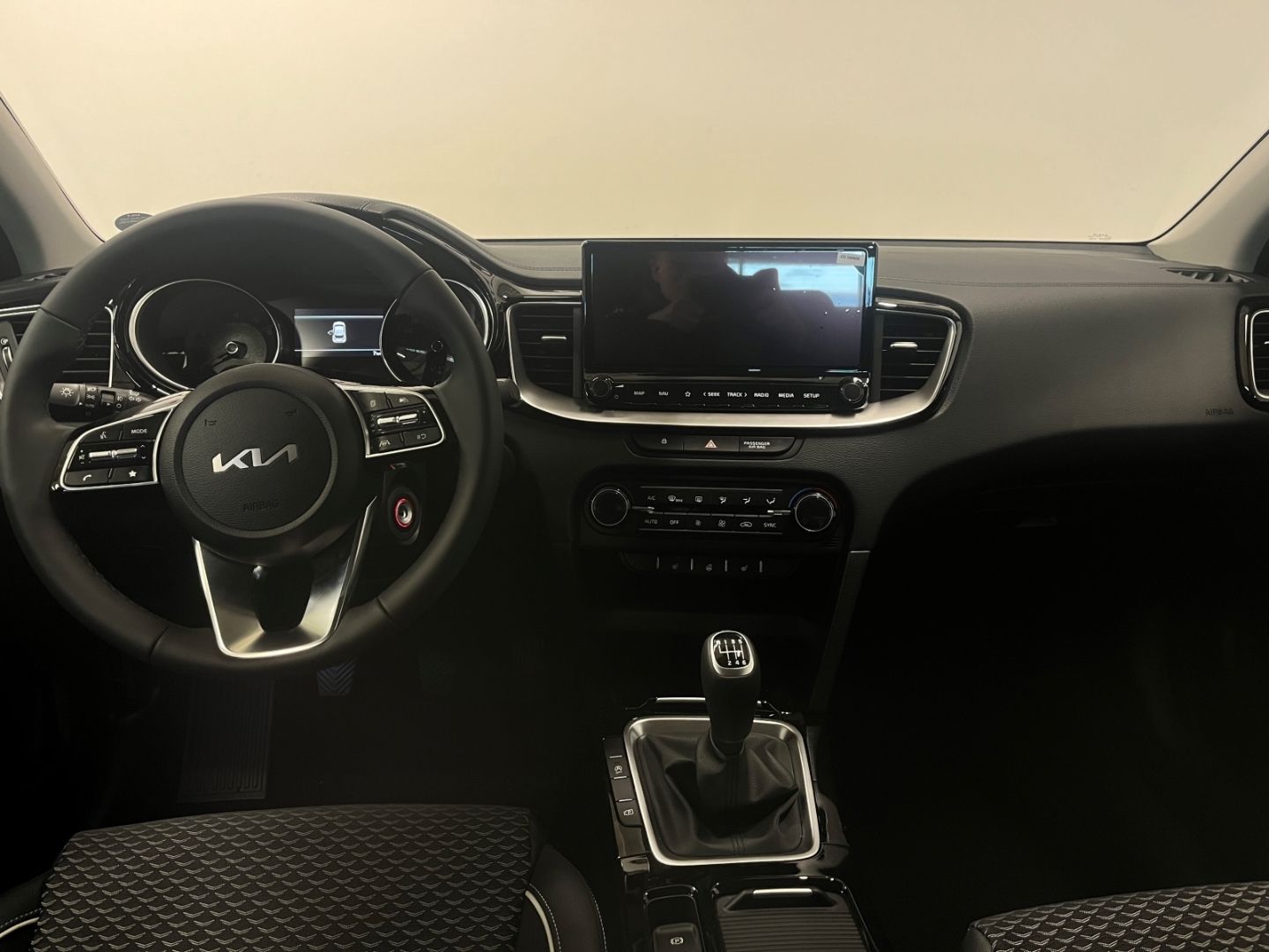 Fahrzeugabbildung Kia XCeed Vision T-GDI Navi Kamera Spurhalte ASS LED
