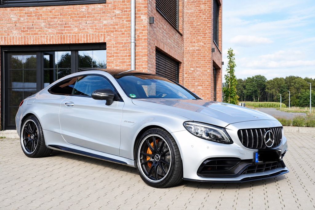 Image of Mercedes-Benz C 63 AMG