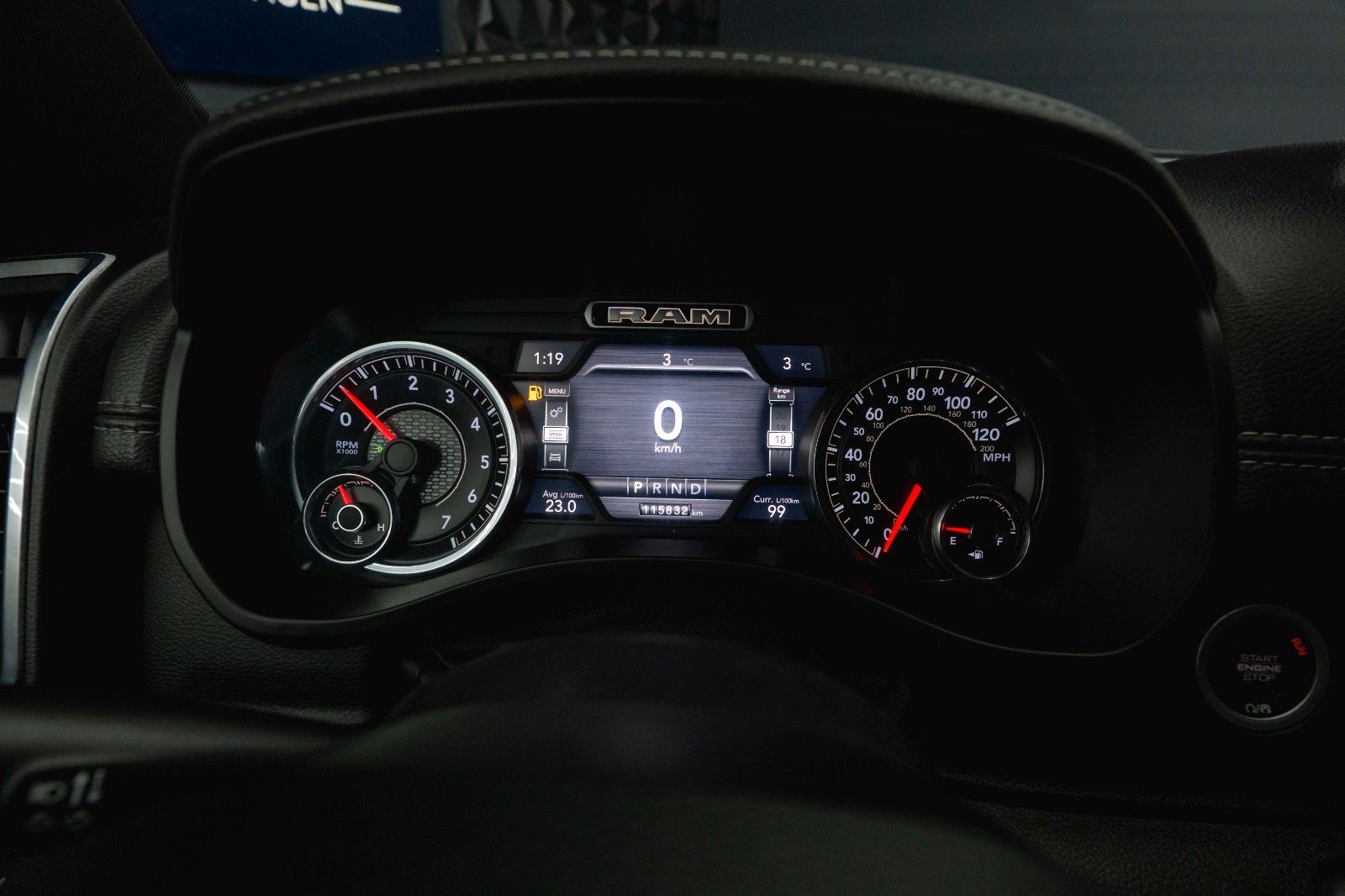 Fahrzeugabbildung Dodge RAM 5.7 V8 HEMI 4x4 Night LARAMIE RAMBOX 19%