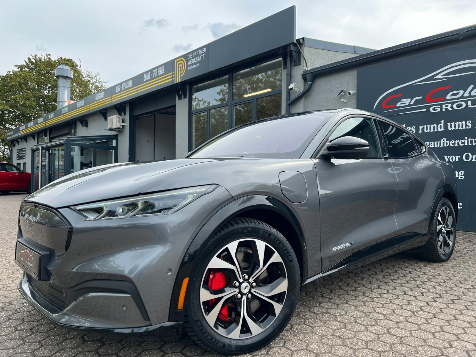 Ford Mustang Mach-E Basis AWD PANO/MEMORY/360°/258 kW