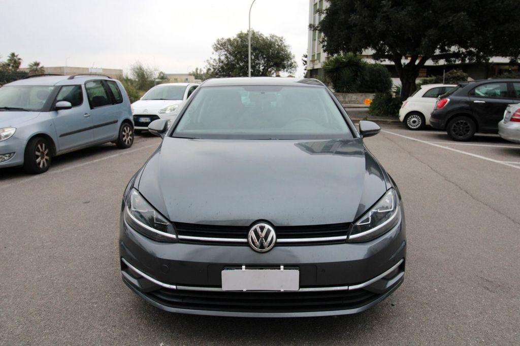 Image of Volkswagen Golf