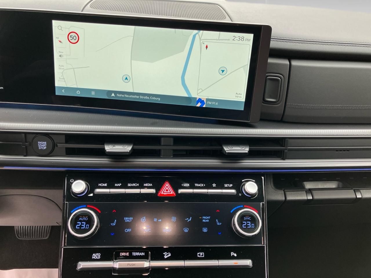 Fahrzeugabbildung Hyundai SANTA FE BLACKLINE 360 4xSHZ ACC AUT Akustikglas