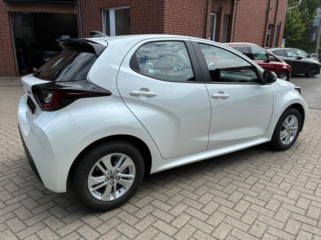 Mazda 2 Hybrid