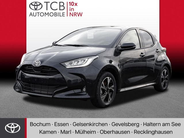 Toyota Yaris 1.5 HYBRID TEAM D SHZ PDC KLIMA LM