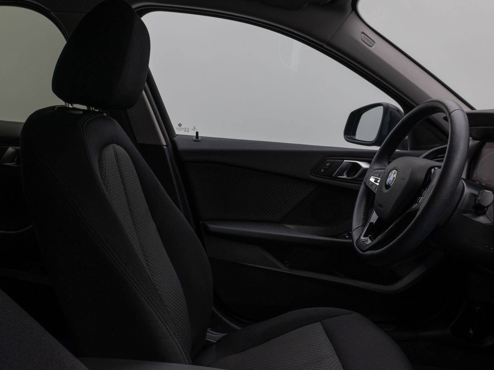 Fahrzeugabbildung BMW 118i DAB CockPitProf LED PDC Geschwindigkeitsreg