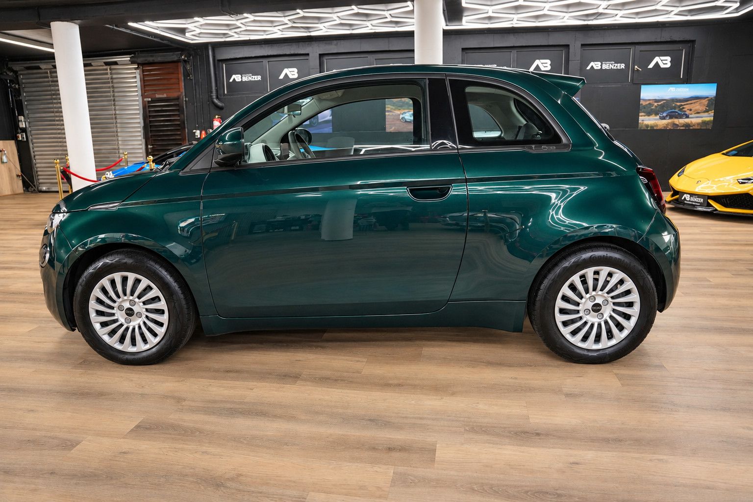 Fahrzeugabbildung Fiat 500 e Action *Klima*Sonderlackierung*Bluetooth