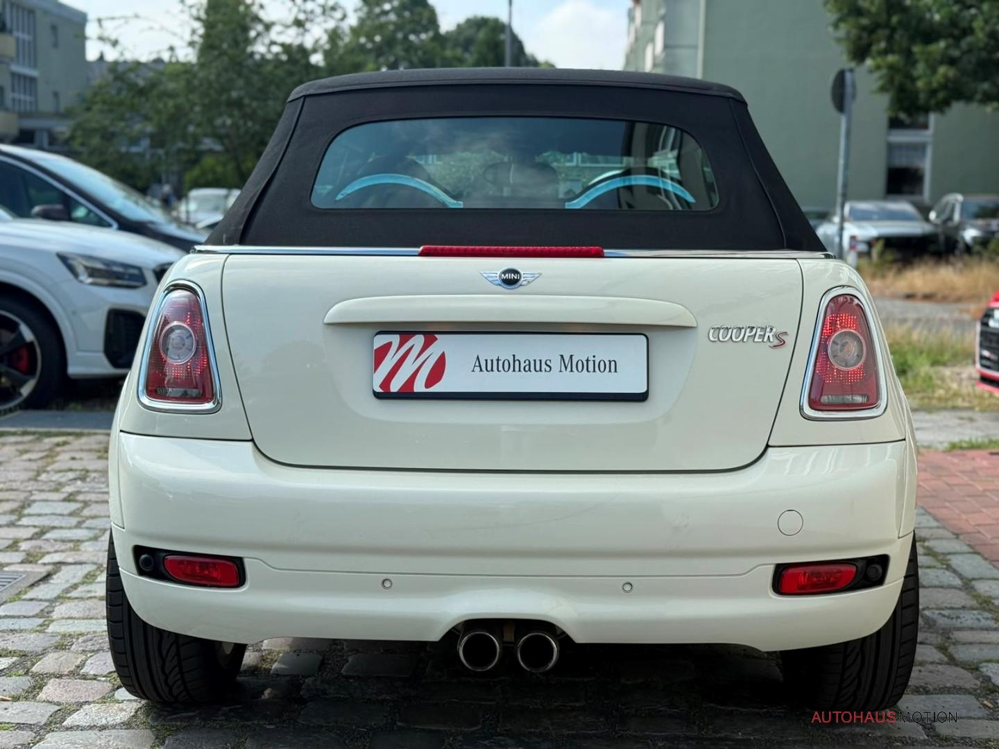 MINI Cooper S Cabrio Chili Navi HarmanKardon Bi-Xenon