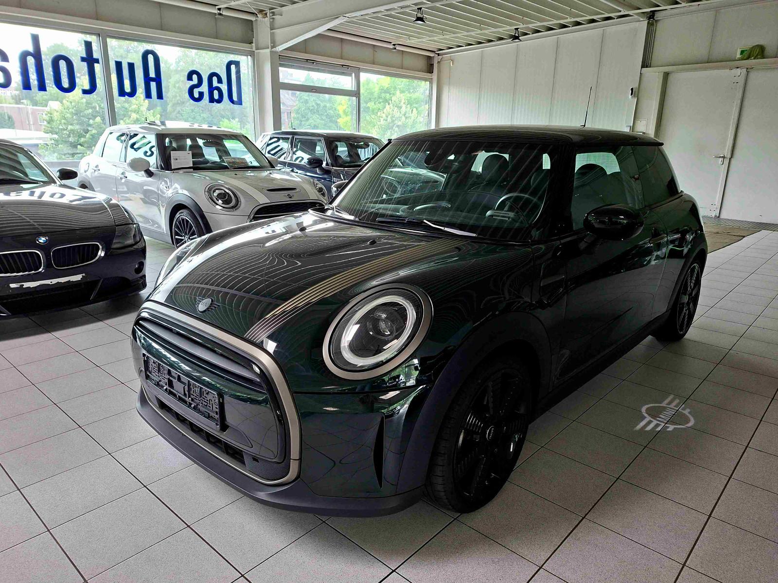 MINI Cooper Aut Navi Kamera SportLeder Resolute Edit