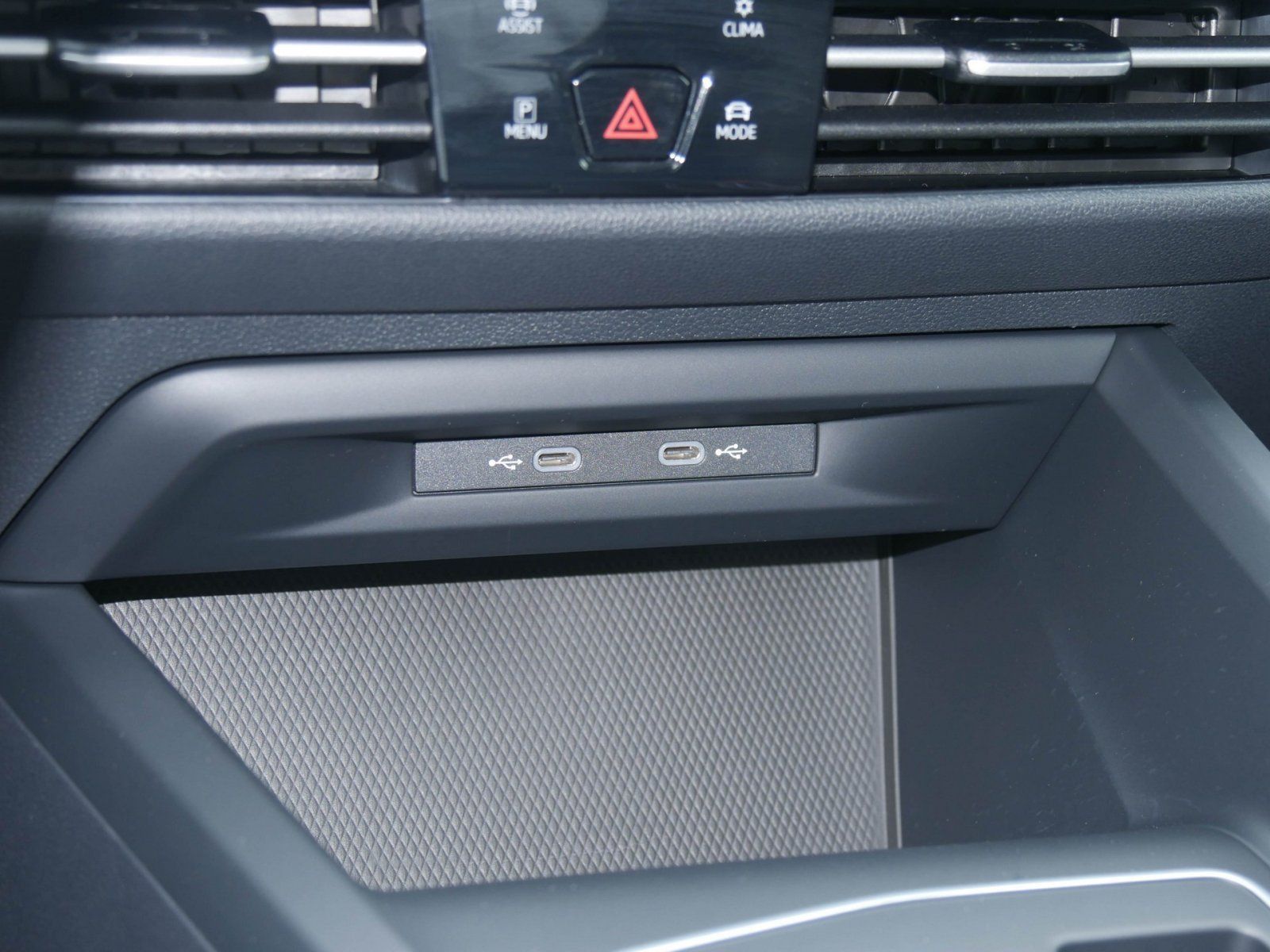 Volkswagen Golf - Bild 12